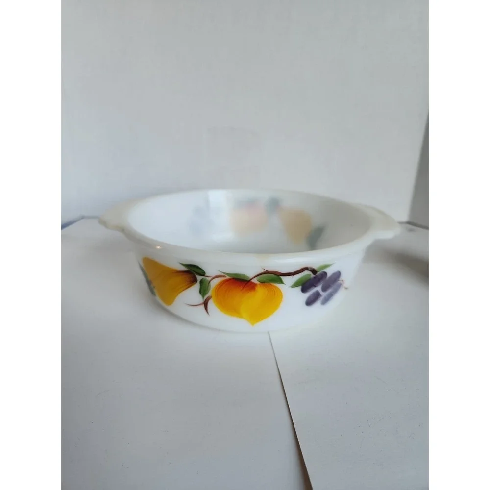 Vintage Hand Painted Fire King 1 1/2 Q Milk Glass‎ Baking Dish, Reverse Markings